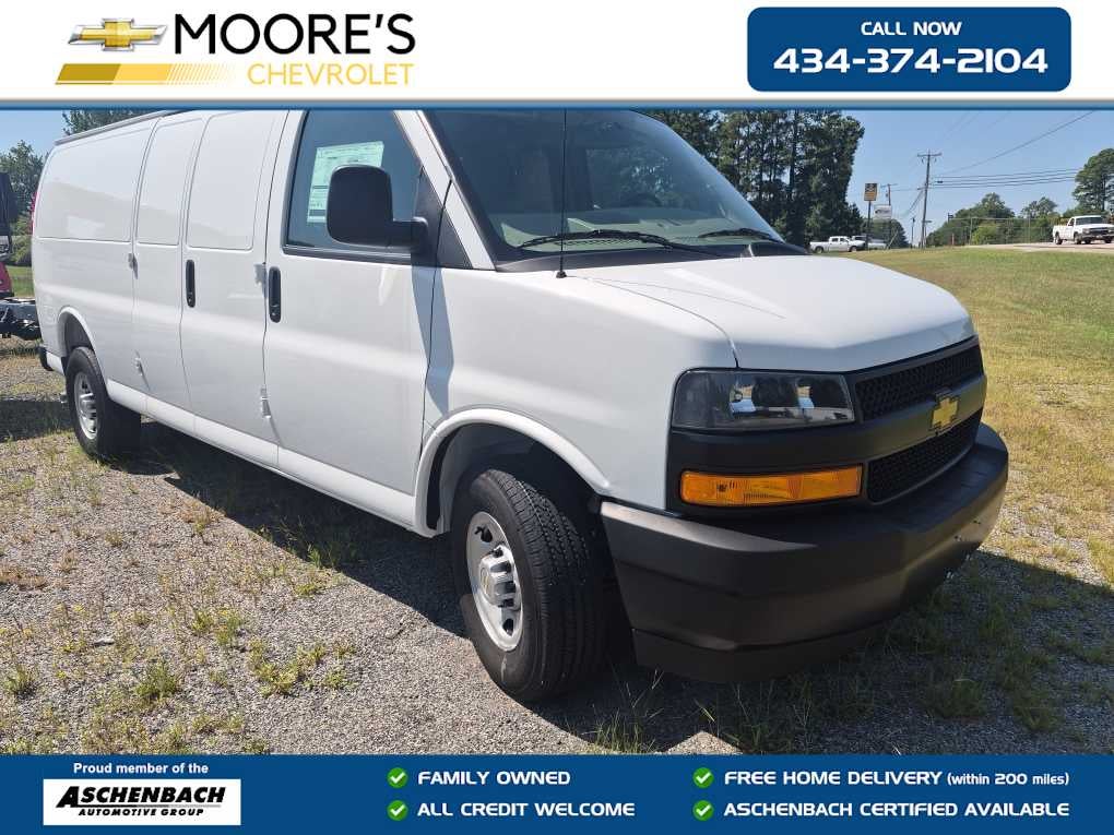 2026 Chevrolet Express Cargo WT