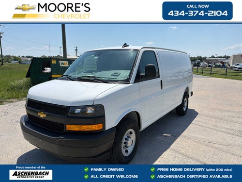 2025 Chevrolet Express Cargo WT