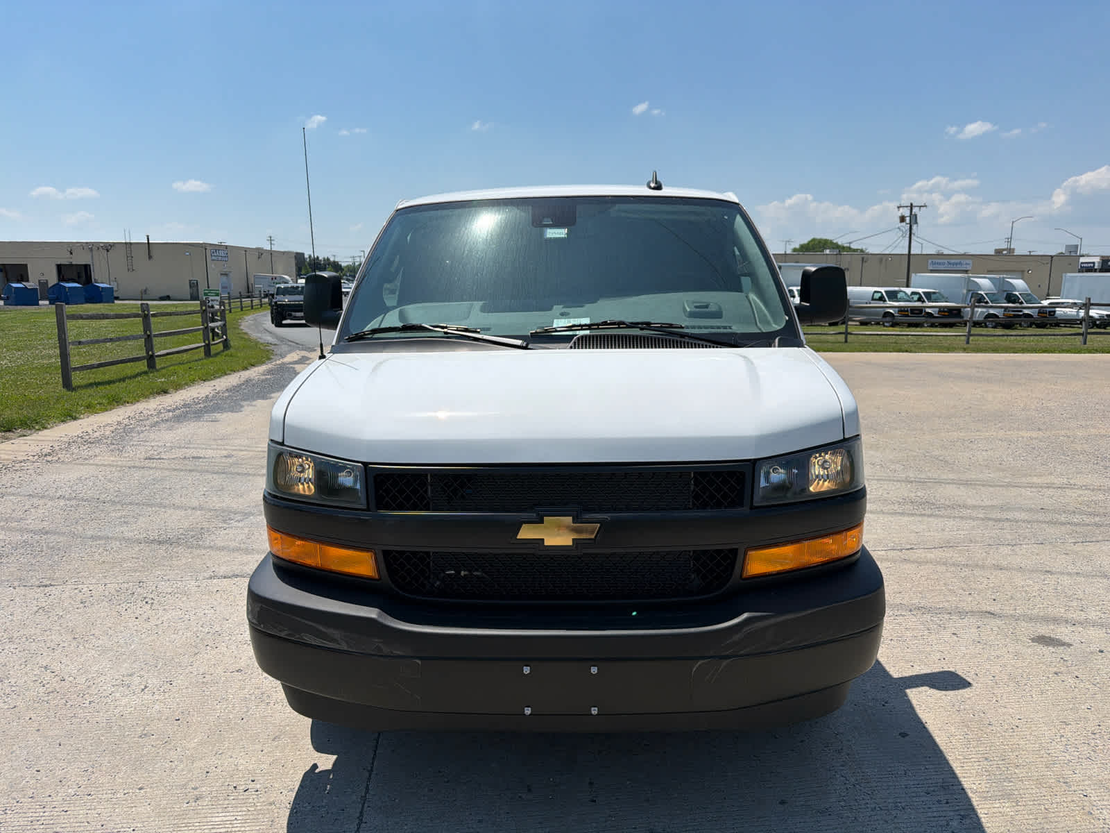 2025 Chevrolet Express Cargo WT