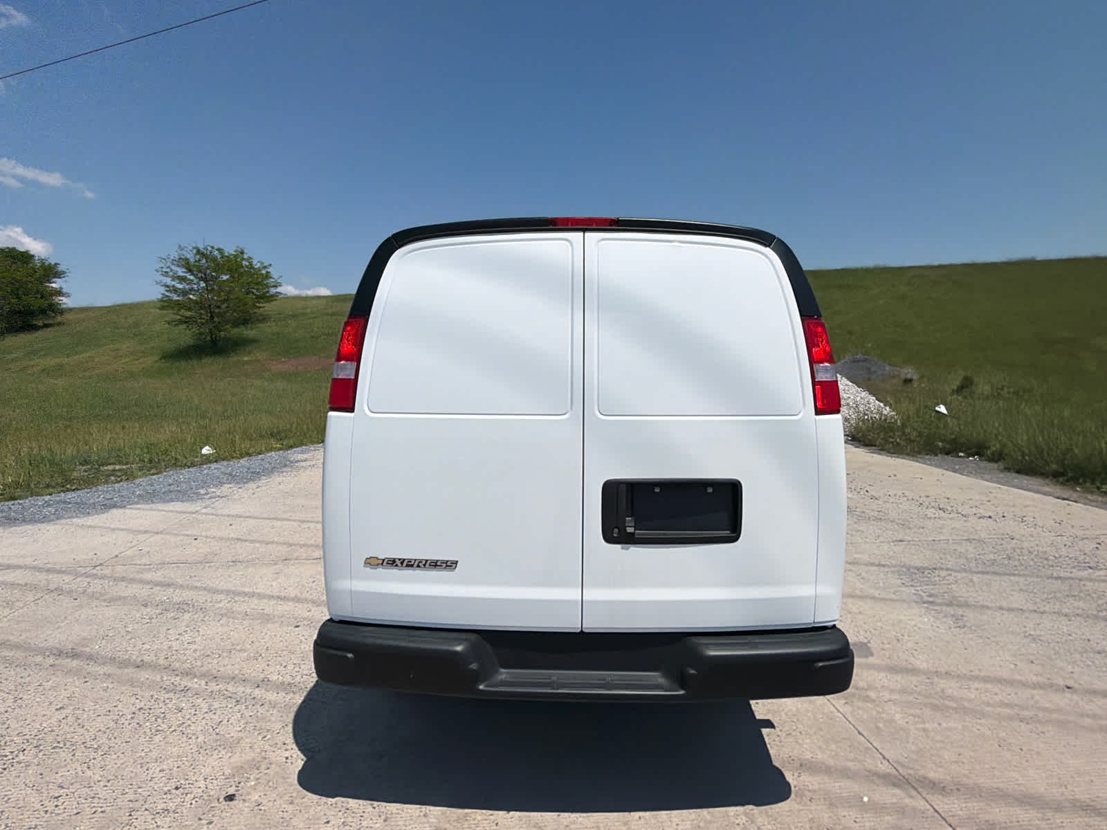 2025 Chevrolet Express Cargo WT