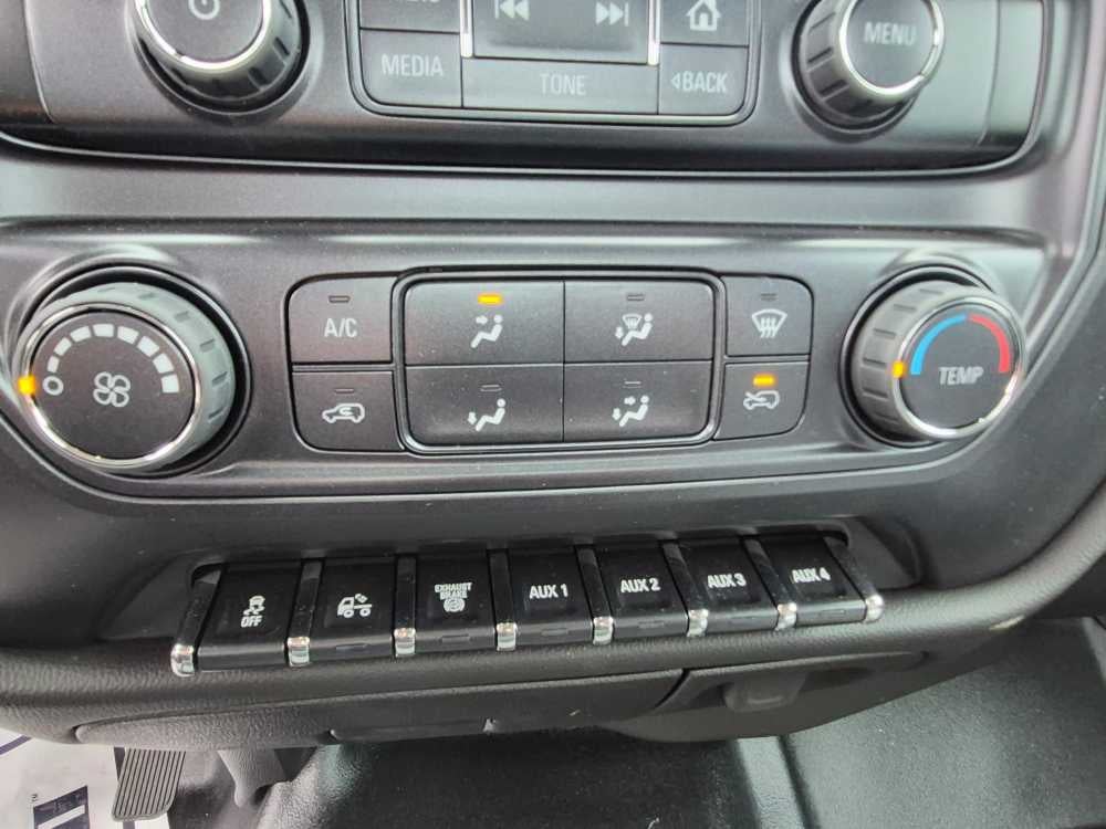 2023 Chevrolet Silverado 5500 HD Work Truck