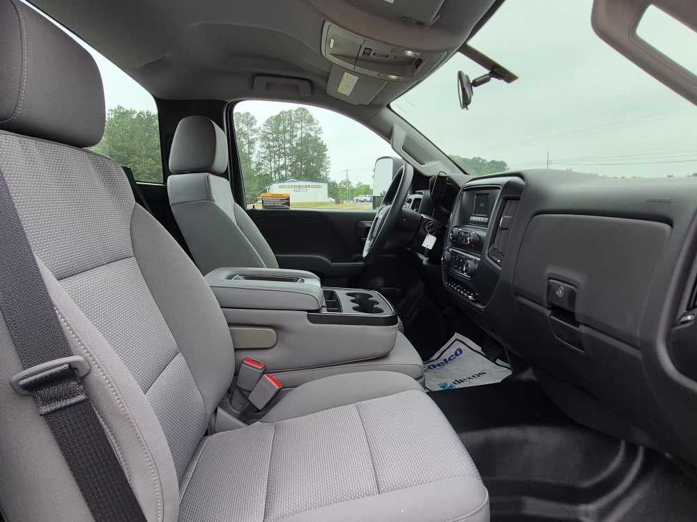 2023 Chevrolet Silverado 5500 HD Work Truck