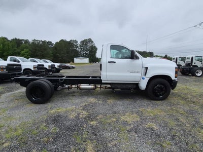 2023 Chevrolet Silverado 5500 HD Work Truck