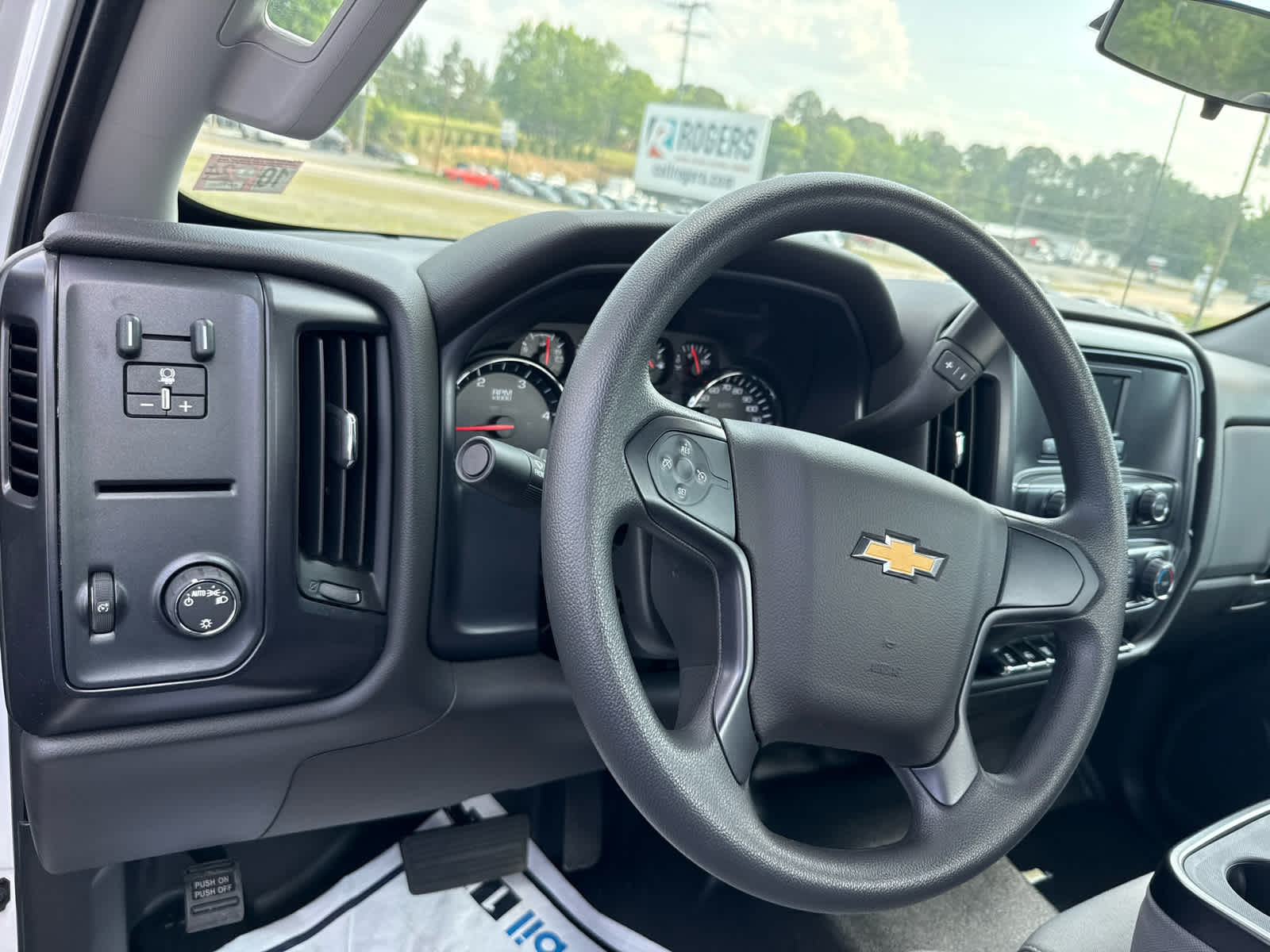 2023 Chevrolet Silverado 5500 HD Work Truck
