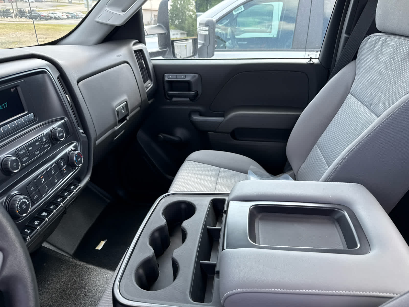 2023 Chevrolet Silverado 5500 HD Work Truck