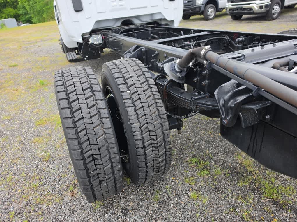 2023 Chevrolet Silverado 4500 HD Work Truck