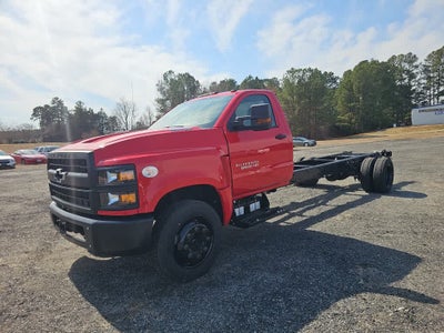 2023 Chevrolet Silverado 6500 HD Work Truck