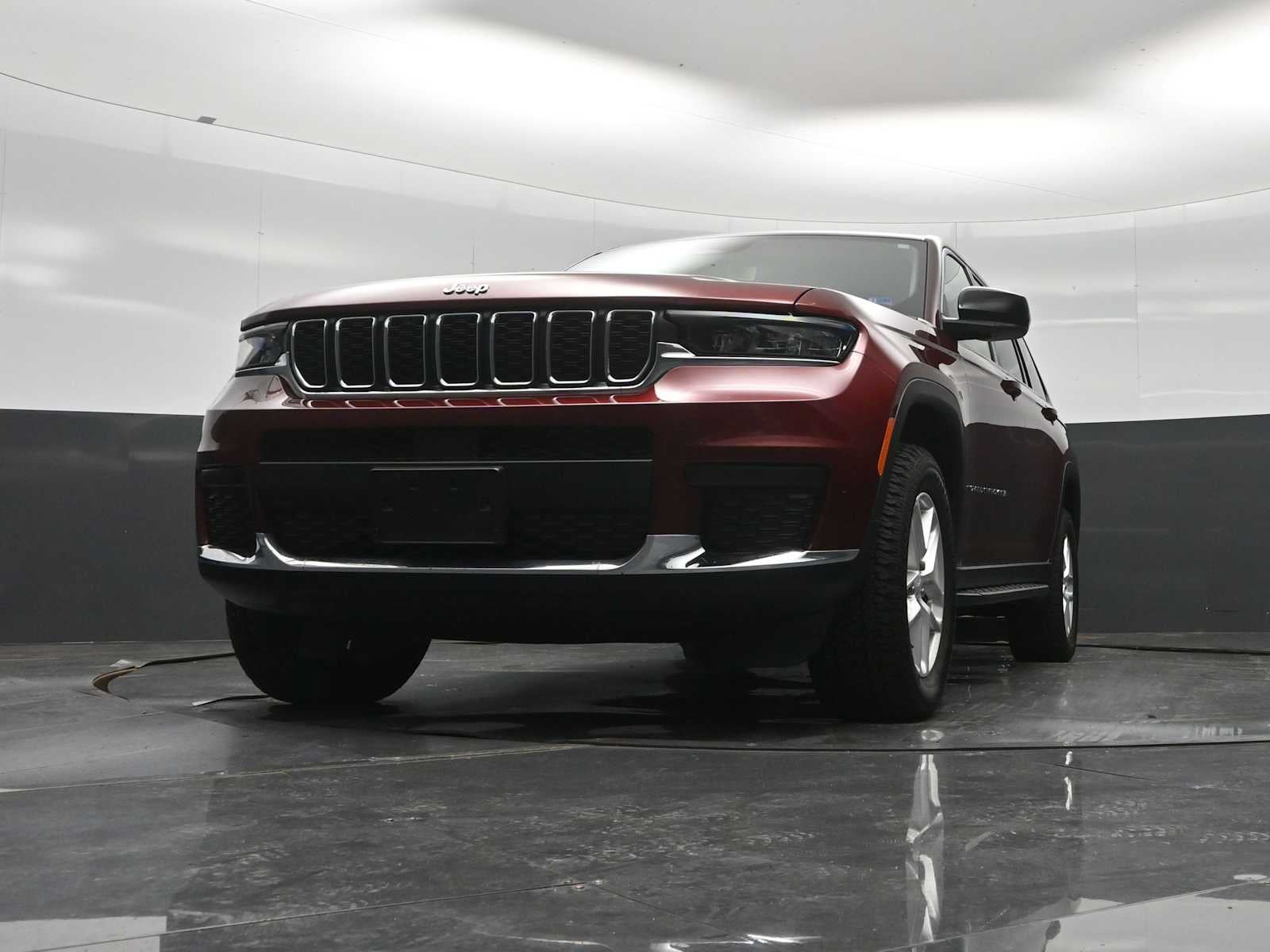 2022 Jeep Grand Cherokee L Laredo