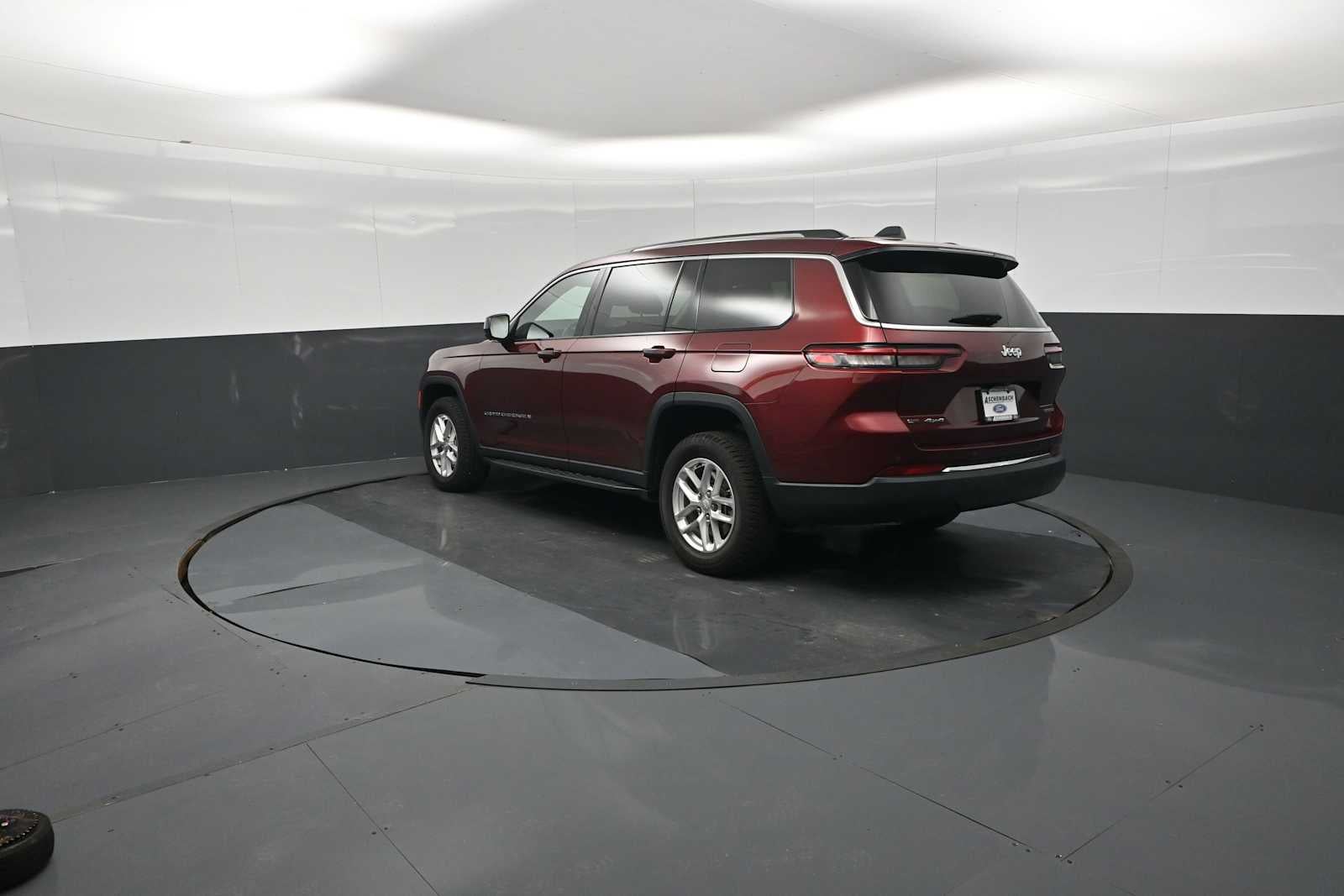 2022 Jeep Grand Cherokee L Laredo
