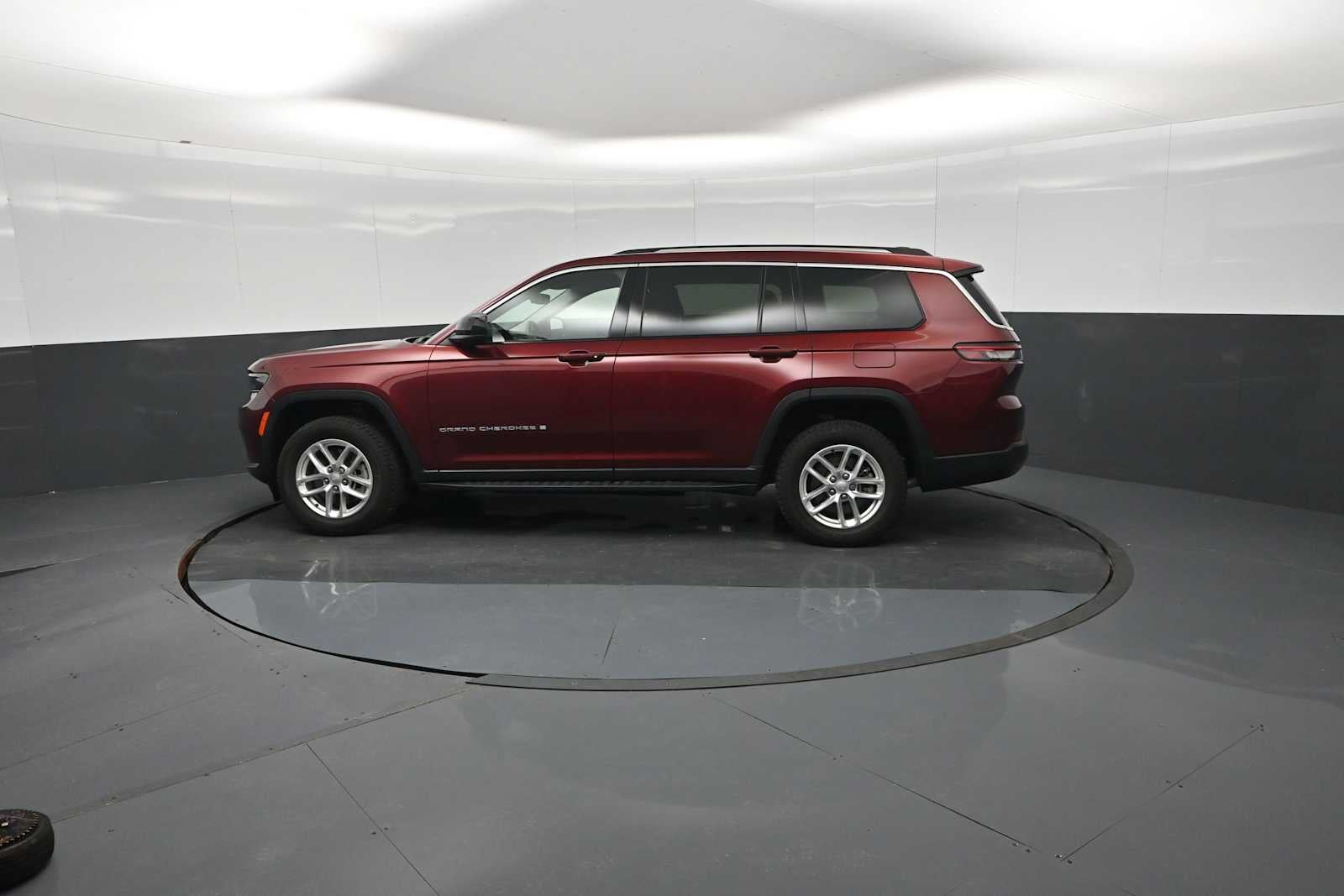 2022 Jeep Grand Cherokee L Laredo