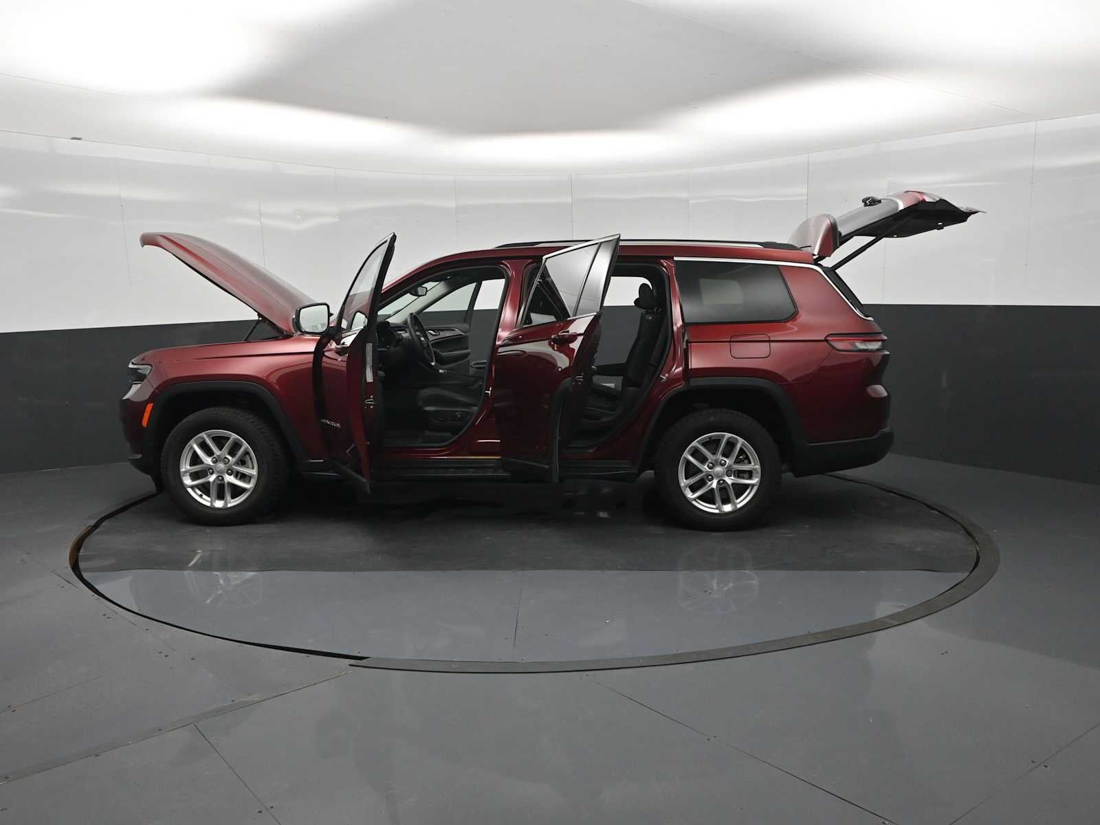 2022 Jeep Grand Cherokee L Laredo