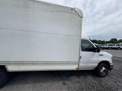 2021 Ford E-Series Cutaway Base