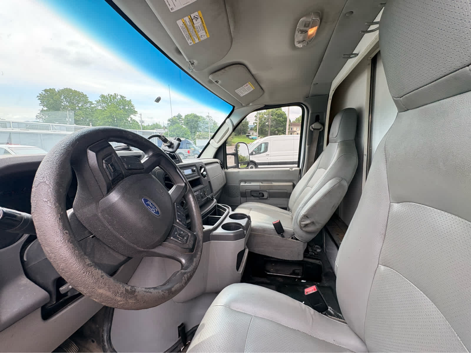 2021 Ford E-Series Cutaway Base