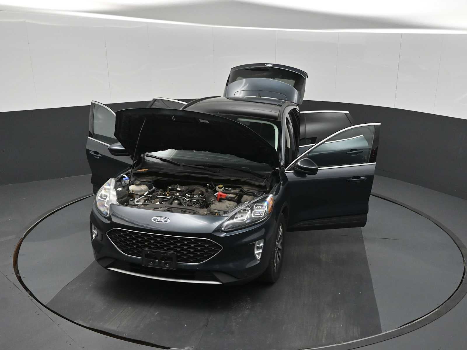 2022 Ford Escape Titanium