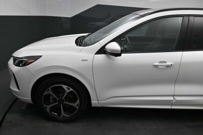 2025 Ford Escape ST-Line Elite