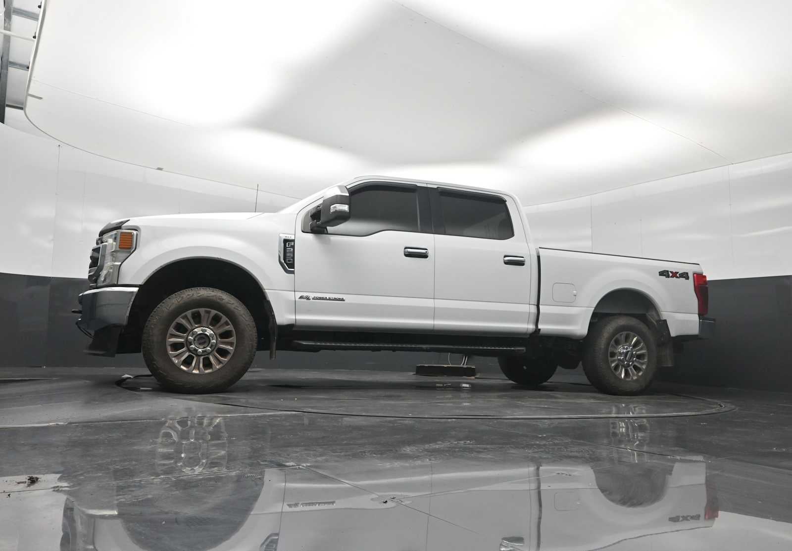 2022 Ford Super Duty F-250 Pickup XLT