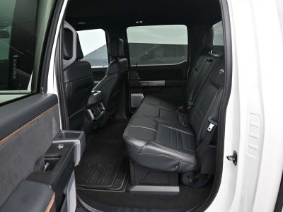 2024 Ford Super Duty F-250 Pickup Platinum