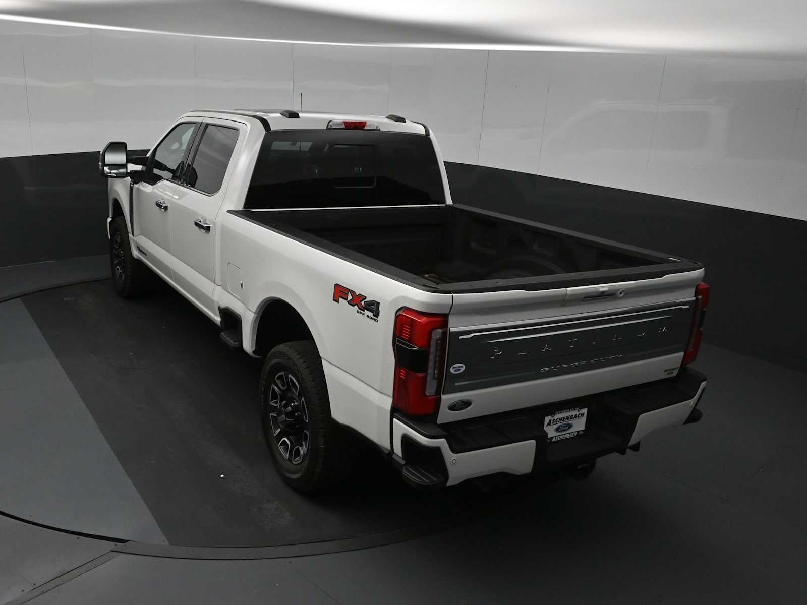 2024 Ford Super Duty F-250 Pickup Platinum