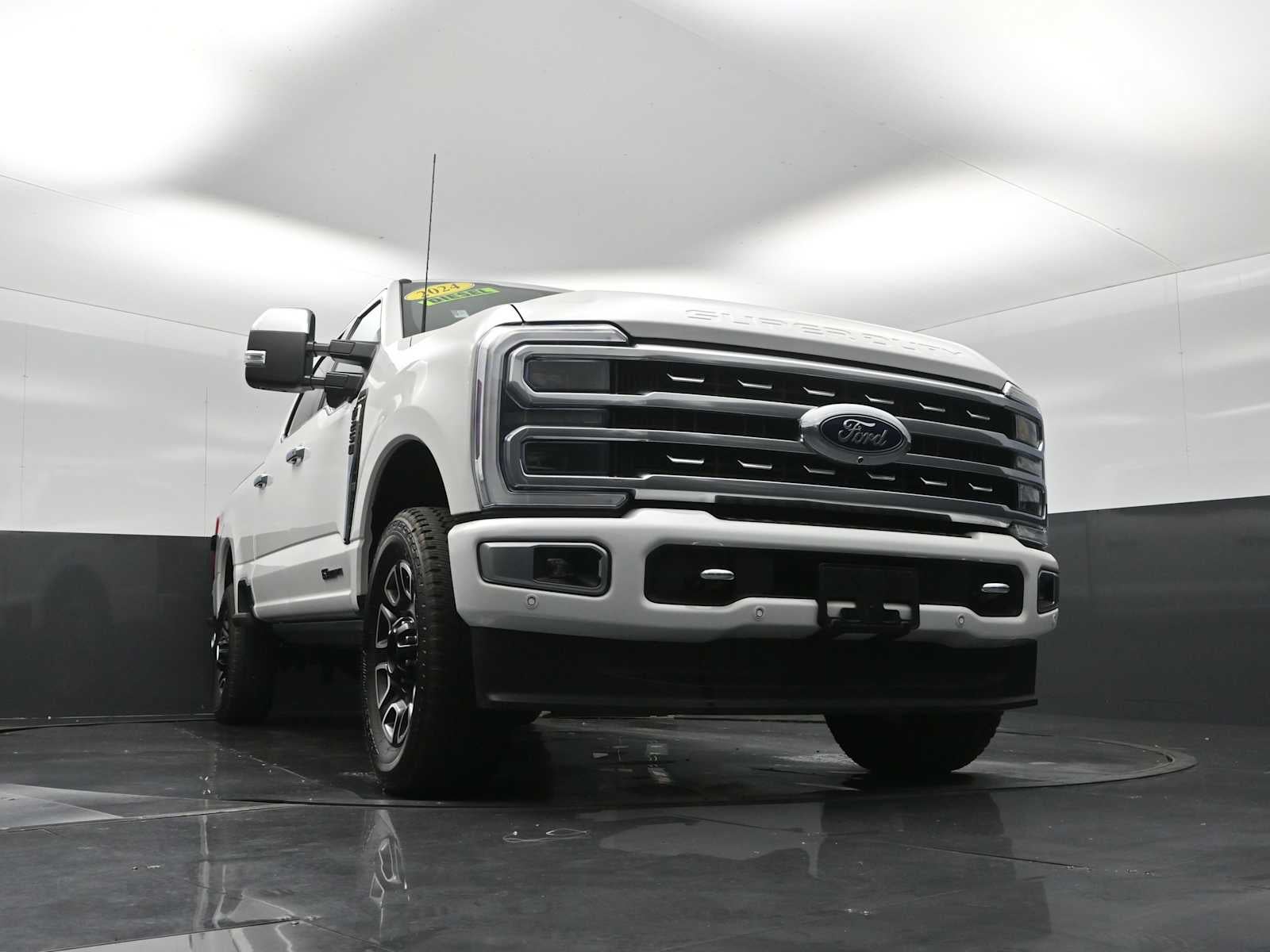 2024 Ford Super Duty F-250 Pickup Platinum