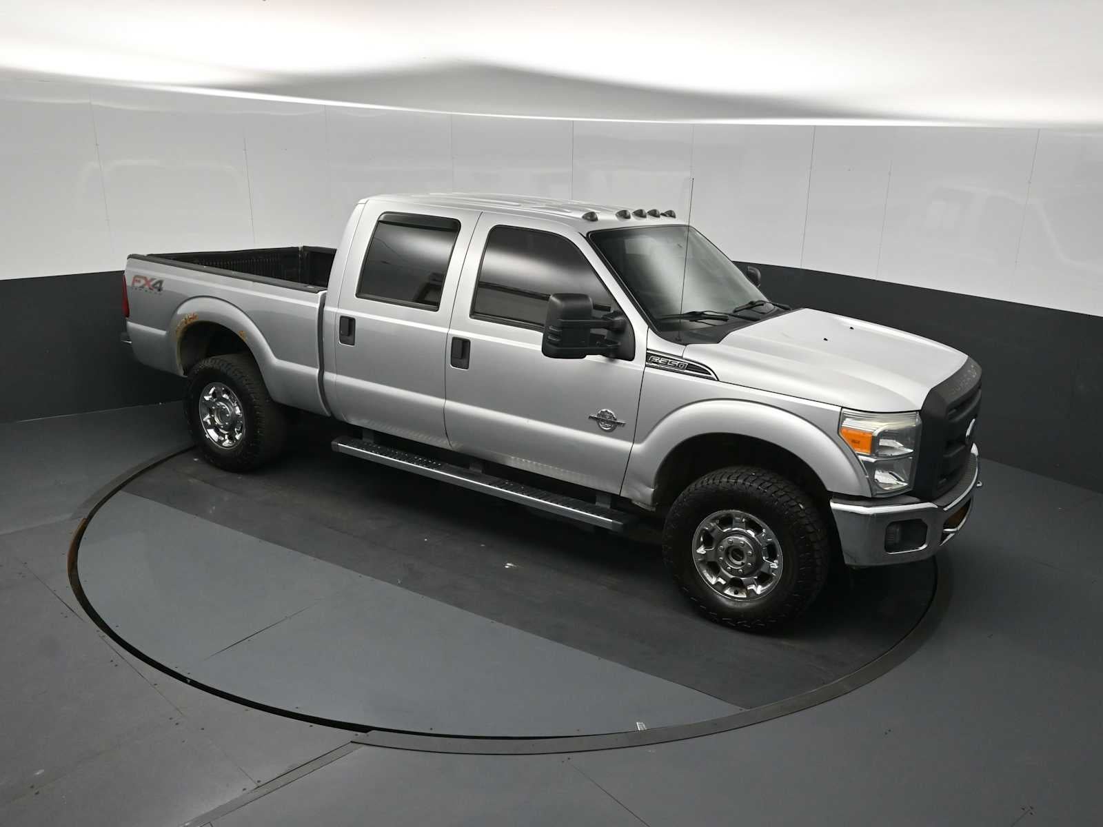 2015 Ford Super Duty F-350 SRW Pickup XLT