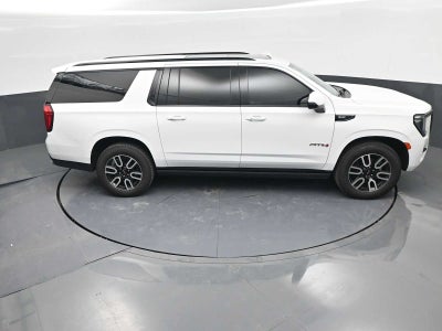 2022 GMC Yukon XL AT4