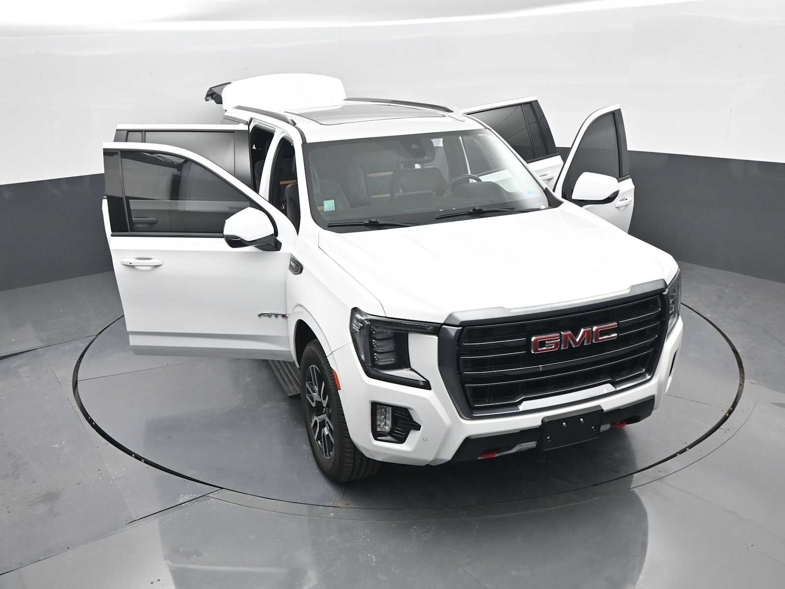 2022 GMC Yukon XL AT4