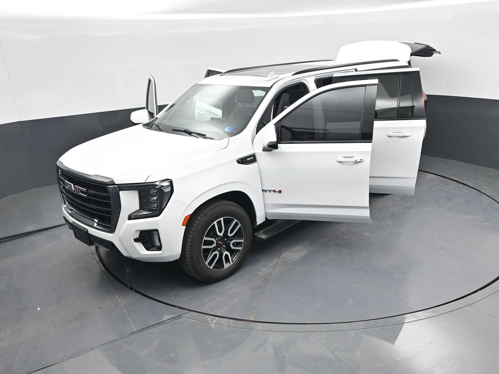 2022 GMC Yukon XL AT4