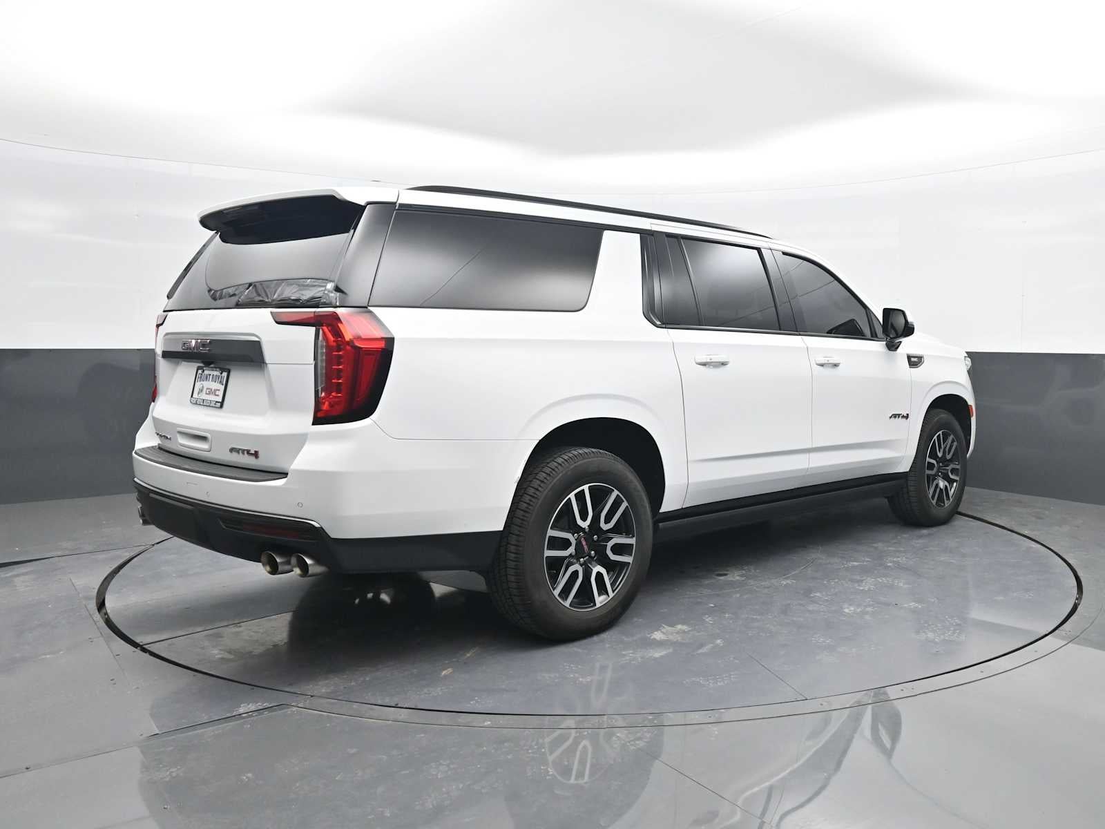 2022 GMC Yukon XL AT4