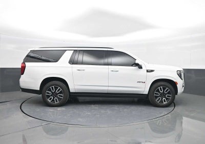 2022 GMC Yukon XL AT4