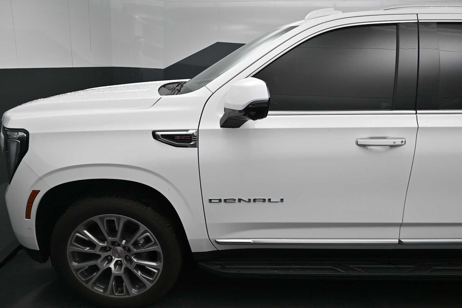 2025 GMC Yukon XL Denali Denali