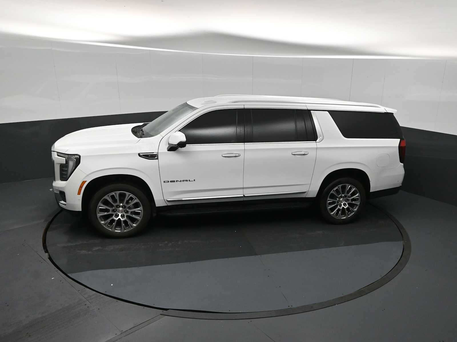 2025 GMC Yukon XL Denali Denali