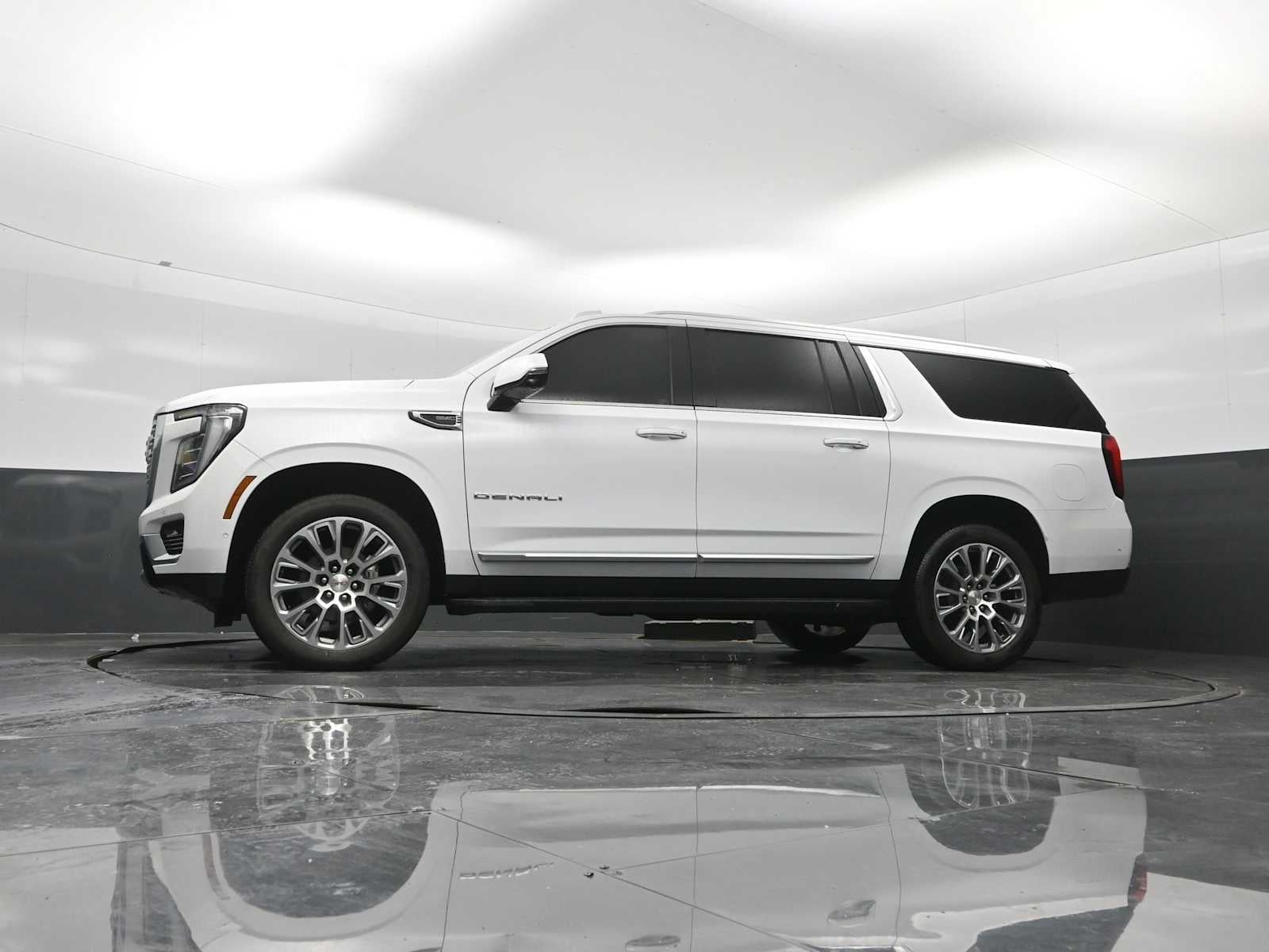 2025 GMC Yukon XL Denali Denali
