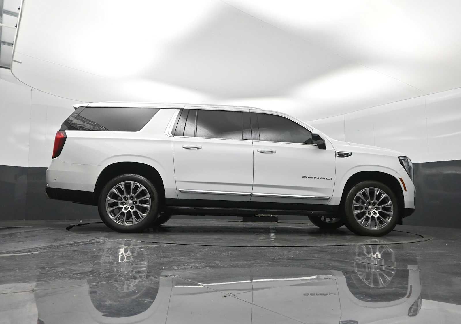 2025 GMC Yukon XL Denali Denali