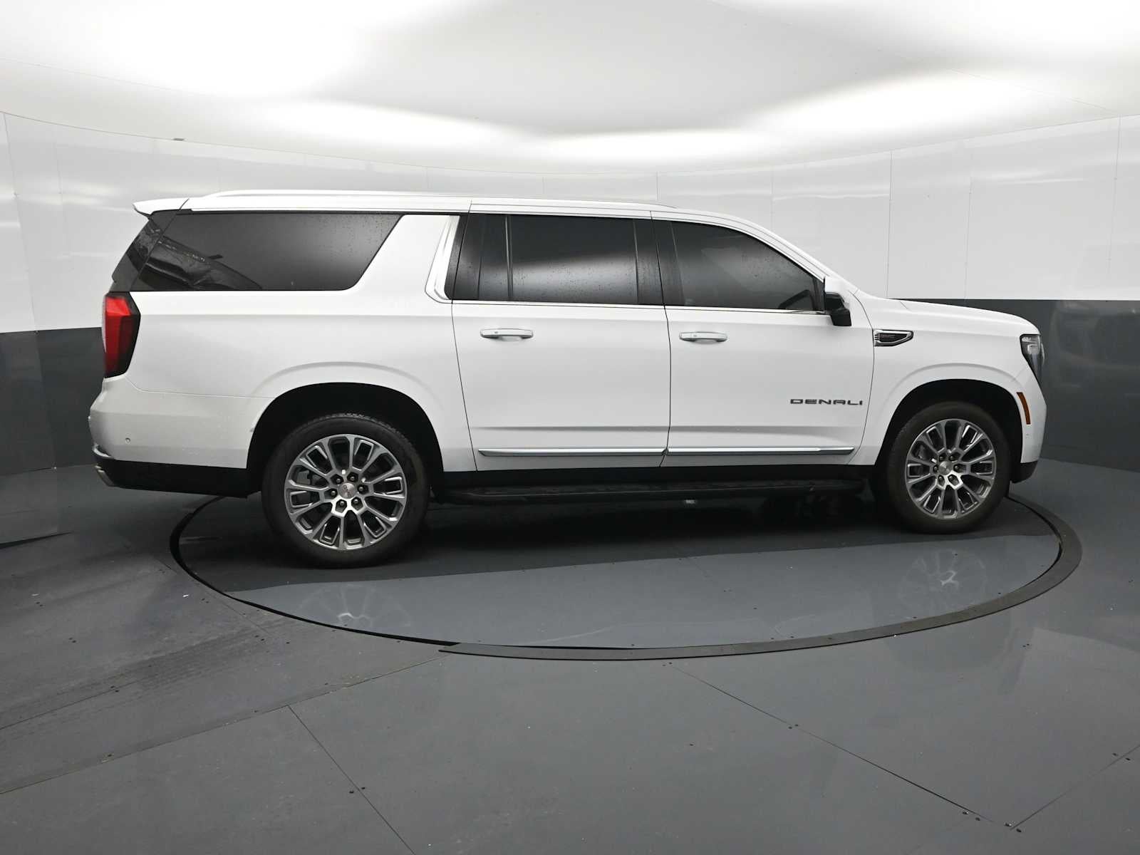 2025 GMC Yukon XL Denali Denali