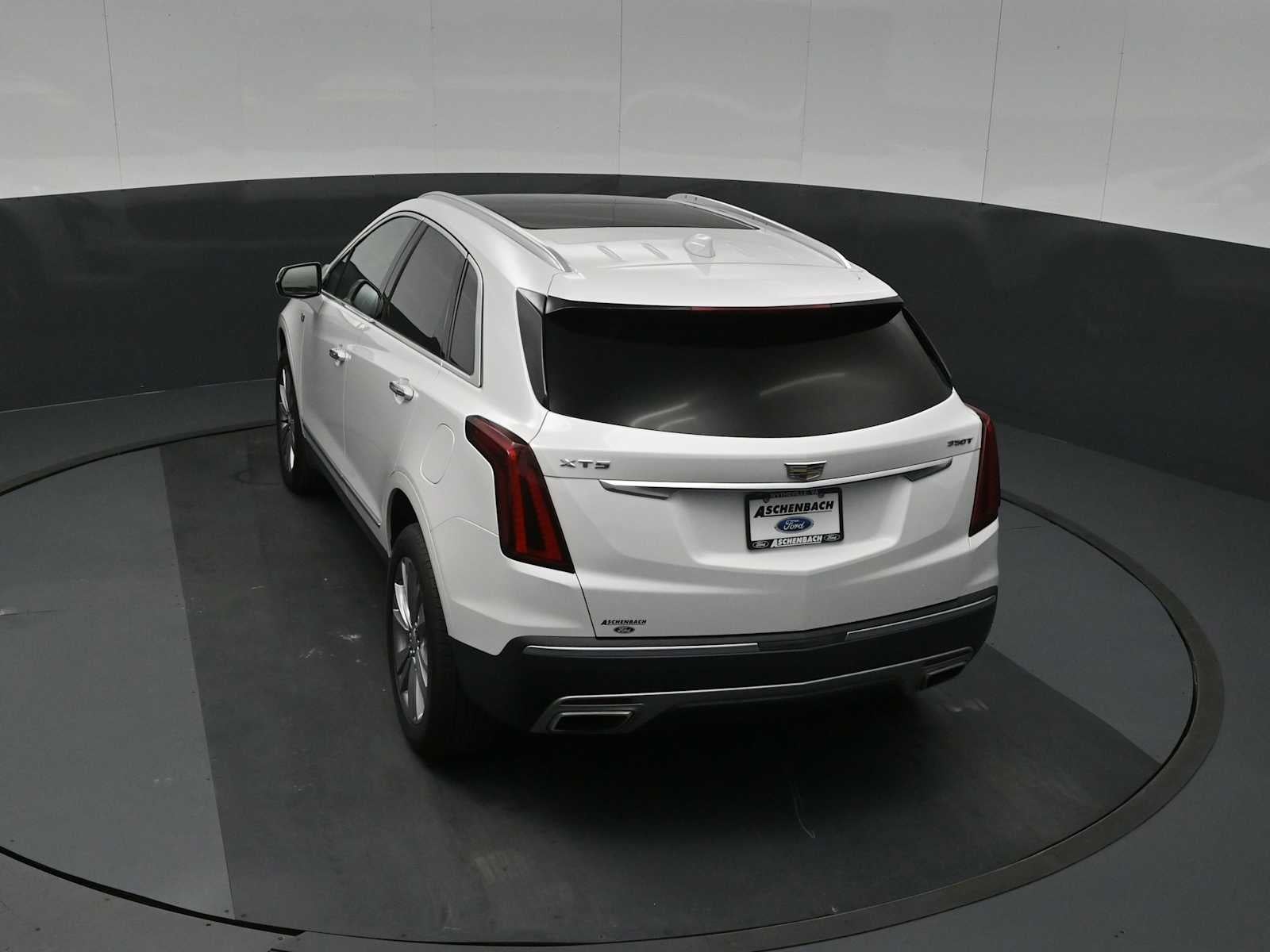 2024 Cadillac XT5 FWD Premium Luxury
