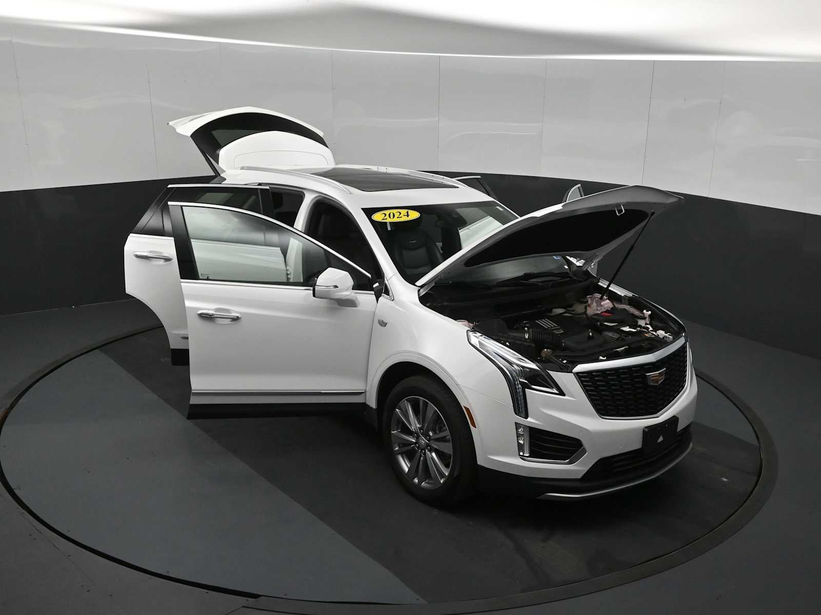 2024 Cadillac XT5 FWD Premium Luxury