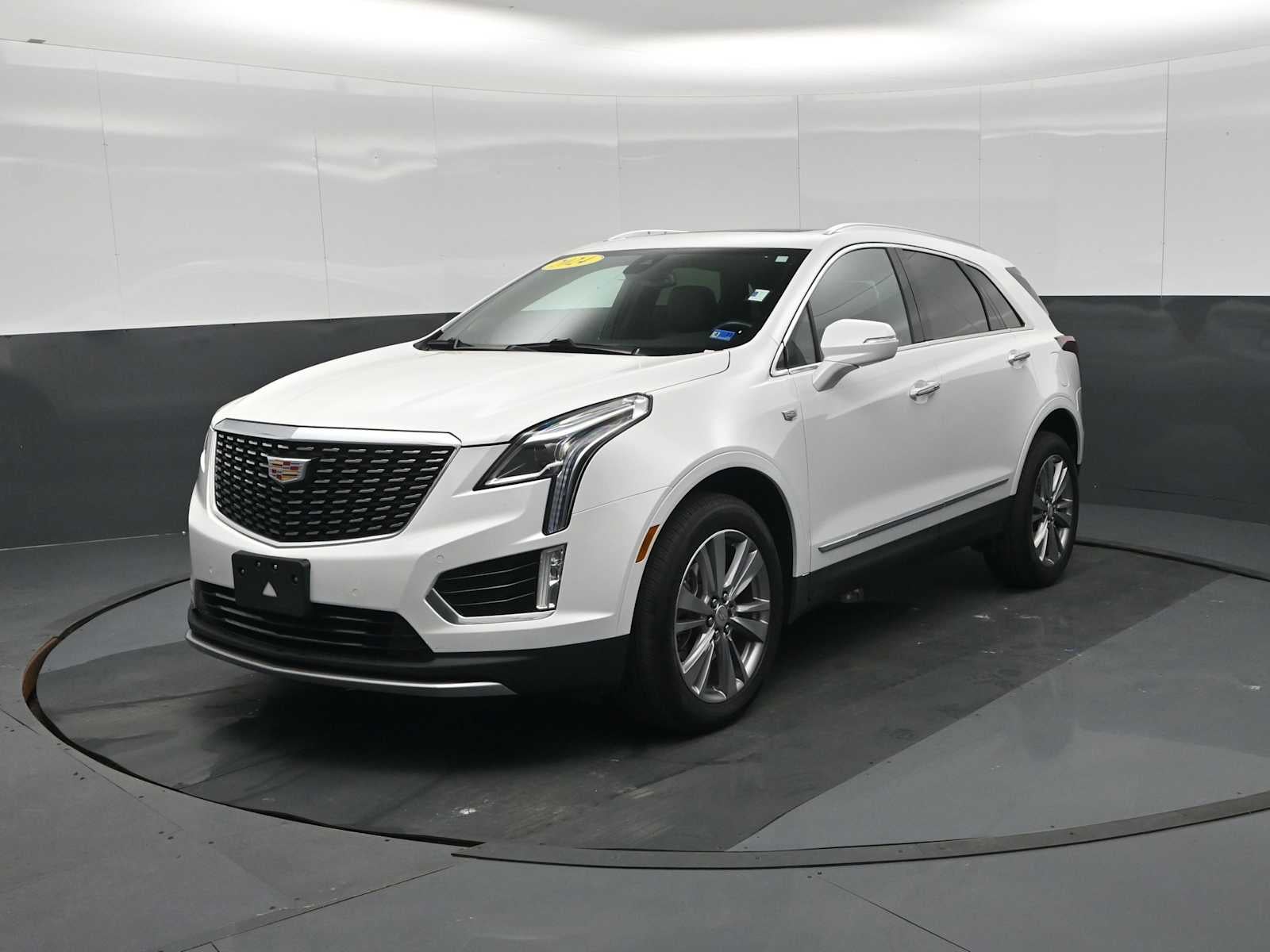 2024 Cadillac XT5 FWD Premium Luxury