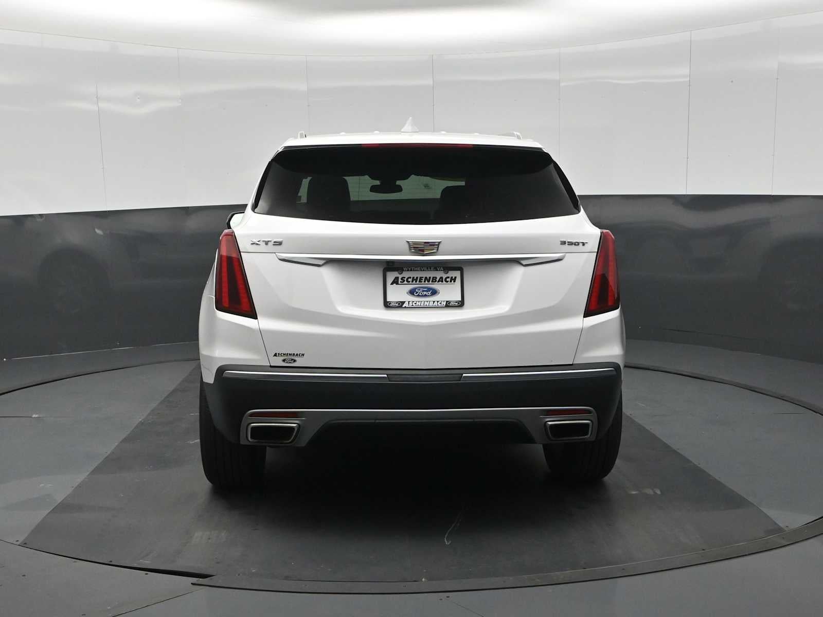 2024 Cadillac XT5 FWD Premium Luxury