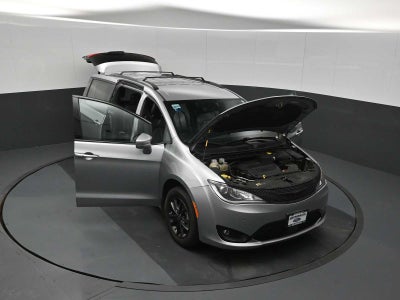 2020 Chrysler Pacifica Launch Edition