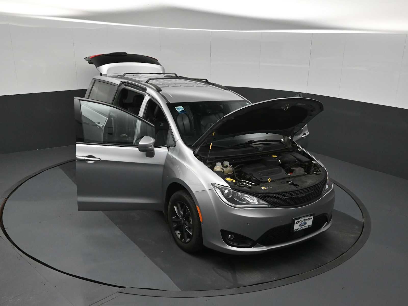 2020 Chrysler Pacifica Launch Edition