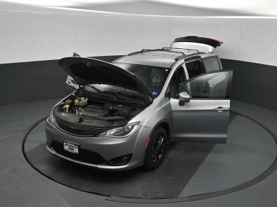 2020 Chrysler Pacifica Launch Edition
