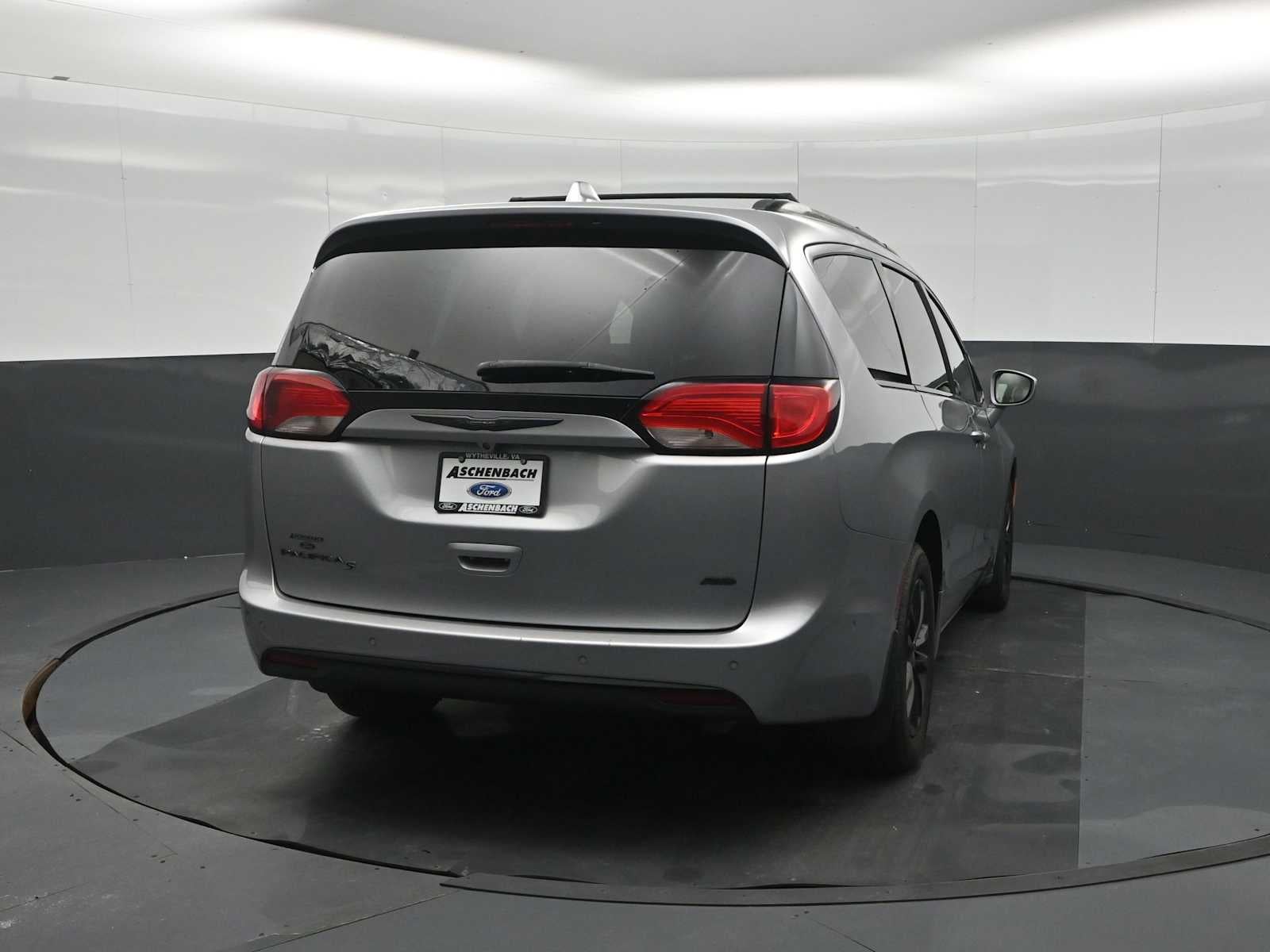 2020 Chrysler Pacifica Launch Edition