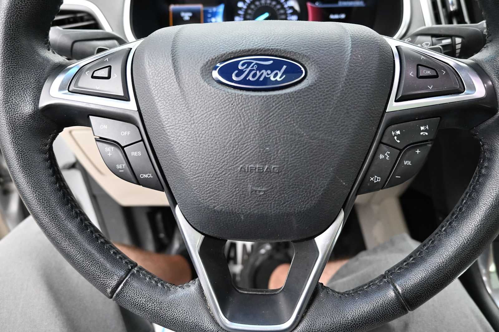 2017 Ford Edge Titanium