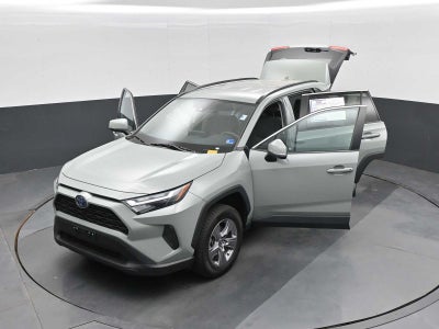 2022 Toyota RAV4 Hybrid XLE