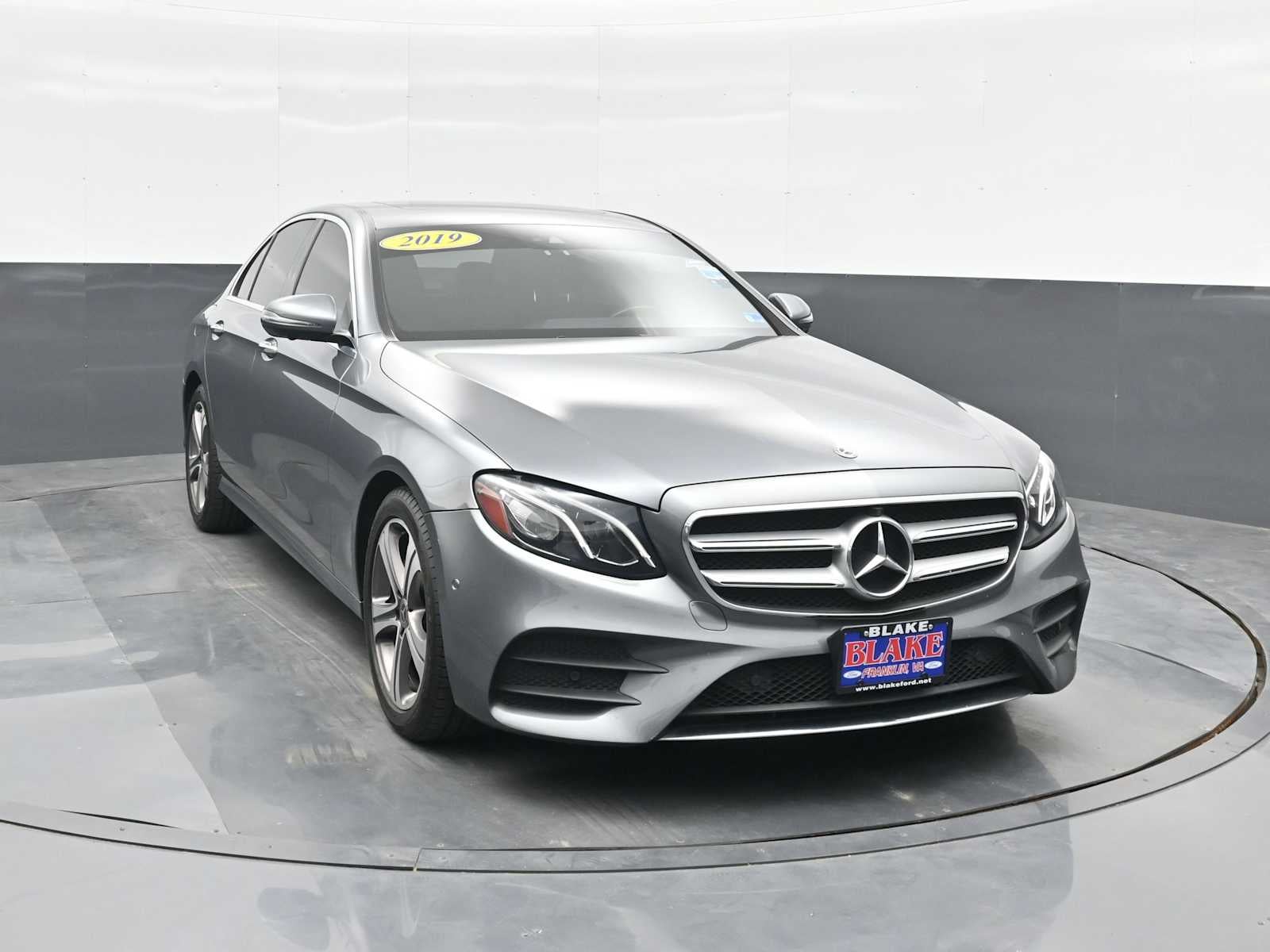 2019 Mercedes-Benz E 300 E 300