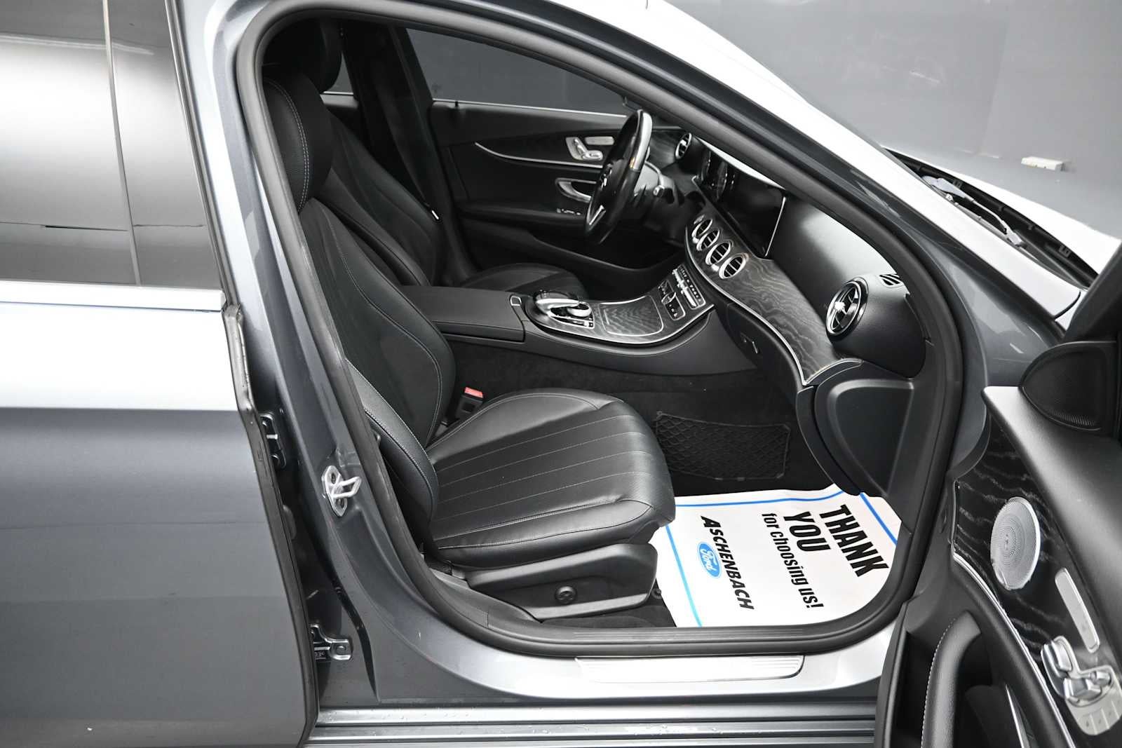 2019 Mercedes-Benz E 300 E 300
