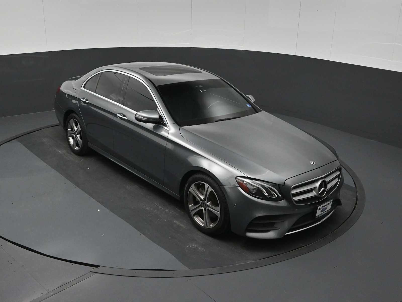 2019 Mercedes-Benz E 300 E 300