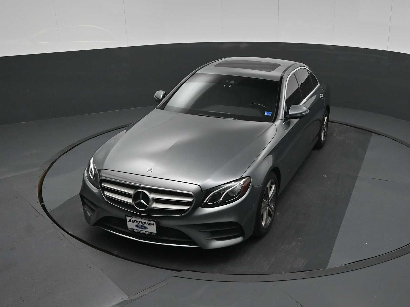 2019 Mercedes-Benz E 300 E 300