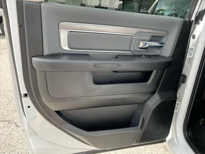 2023 RAM 1500 Classic SLT Crew Cab 4x4 5'7' Box