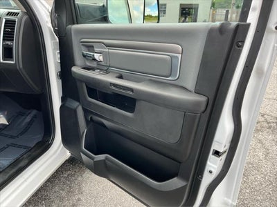 2023 RAM 1500 Classic SLT Crew Cab 4x4 5'7' Box